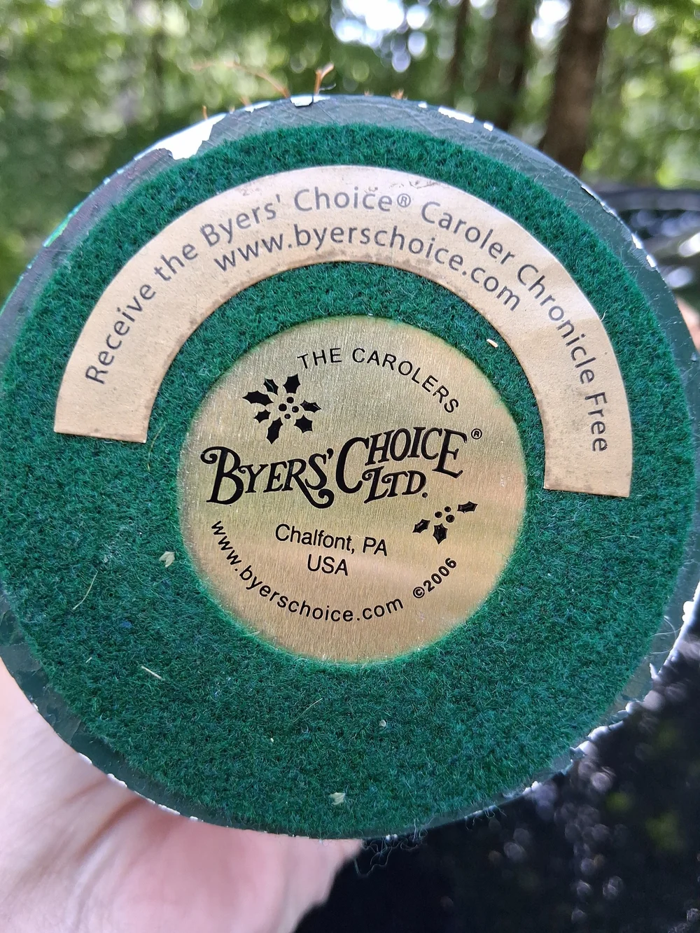 Byers Choice 2006 Witch With Broom, Poison Bottle, And Wicked Herbs Basket